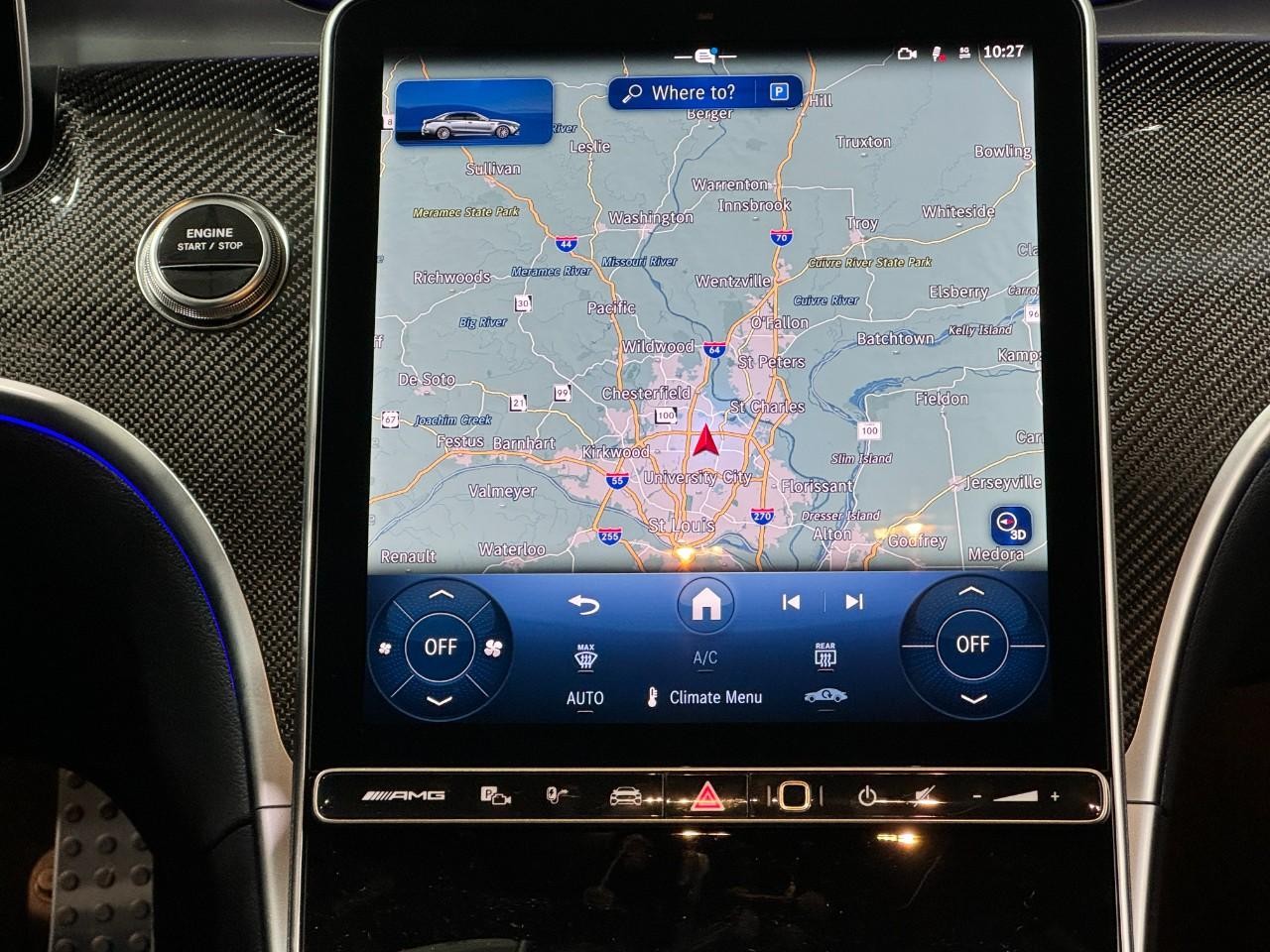 Mercedes-Benz C-Class Vehicle Full-screen Gallery Image 14