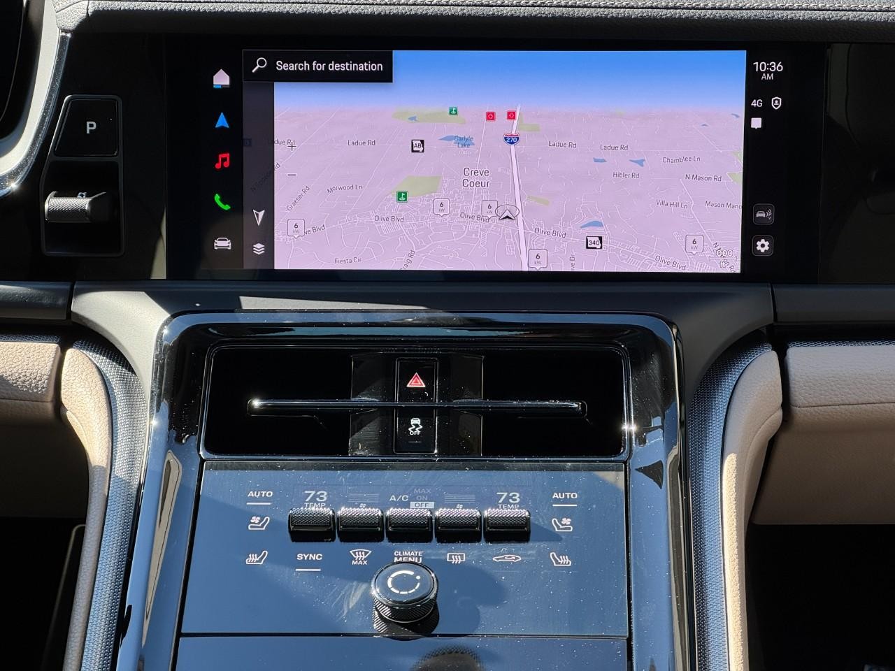 Porsche Panamera Vehicle Full-screen Gallery Image 15