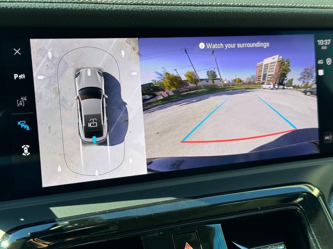 Porsche Panamera Vehicle Full-screen Gallery Image 24