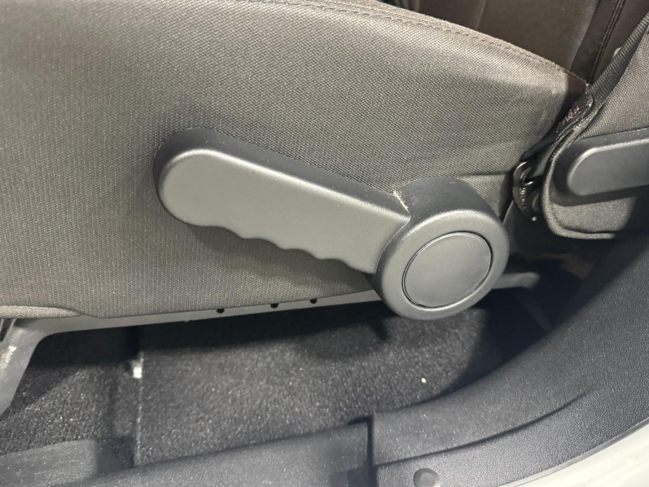 Jeep Wrangler Unlimited Vehicle Full-screen Gallery Image 24