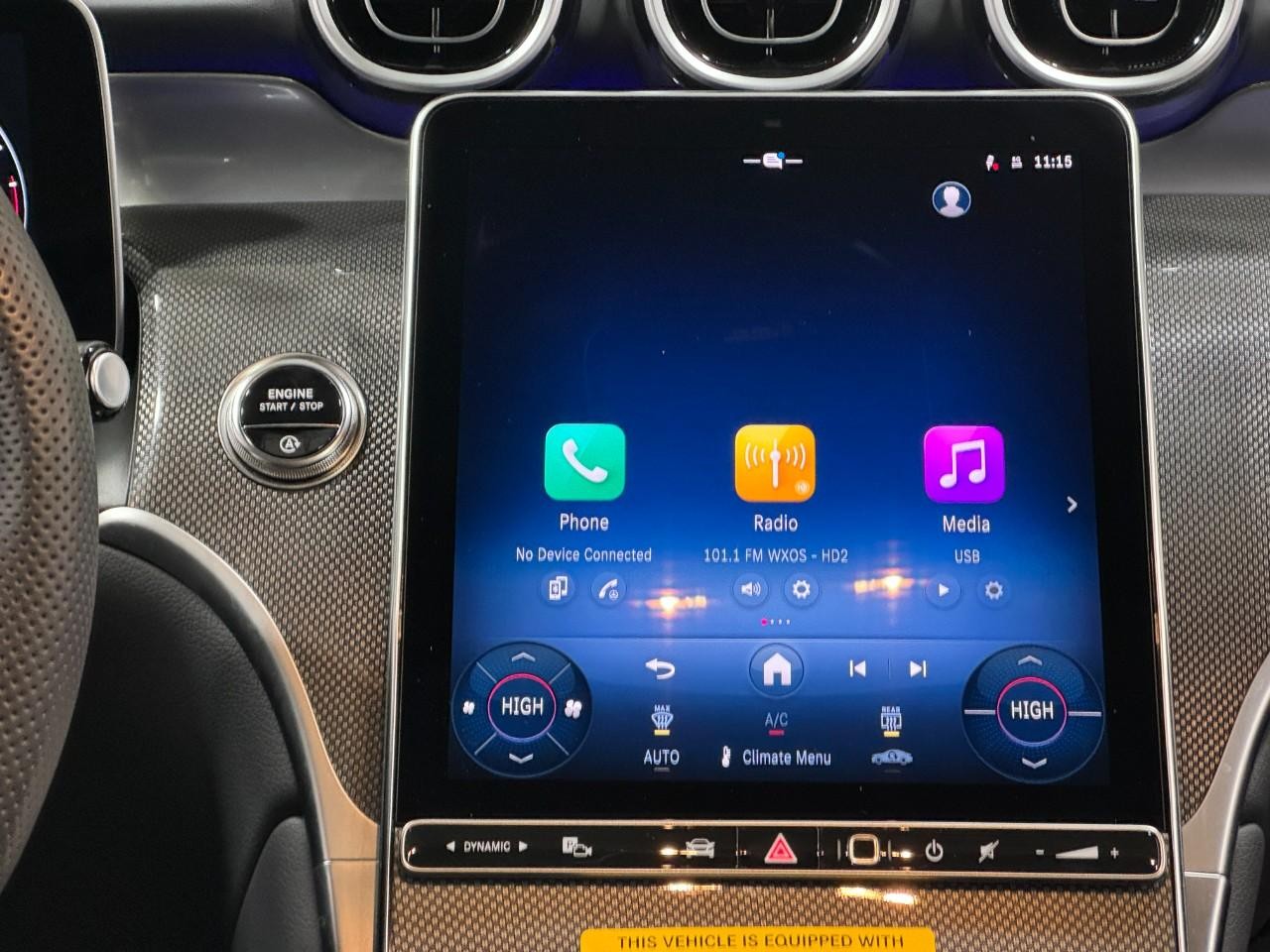 Mercedes-Benz GLC Vehicle Full-screen Gallery Image 14