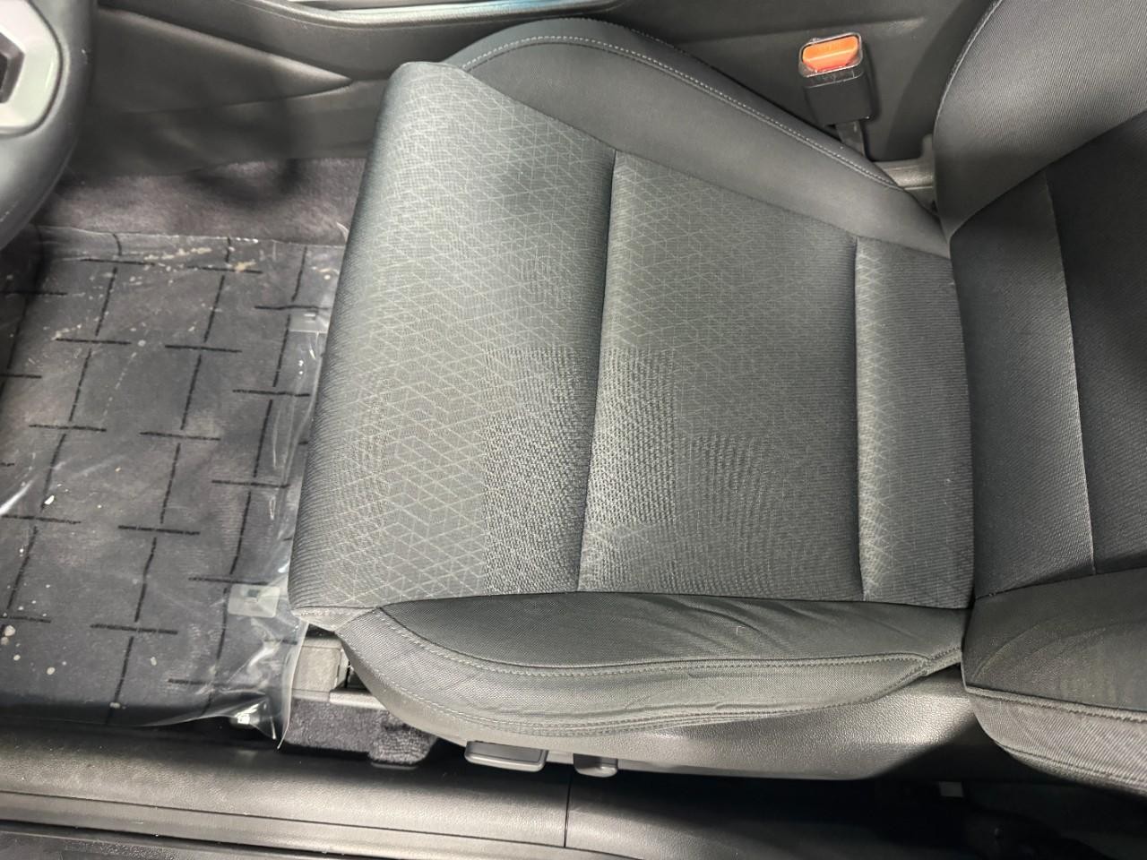 Hyundai Tucson Vehicle Full-screen Gallery Image 24