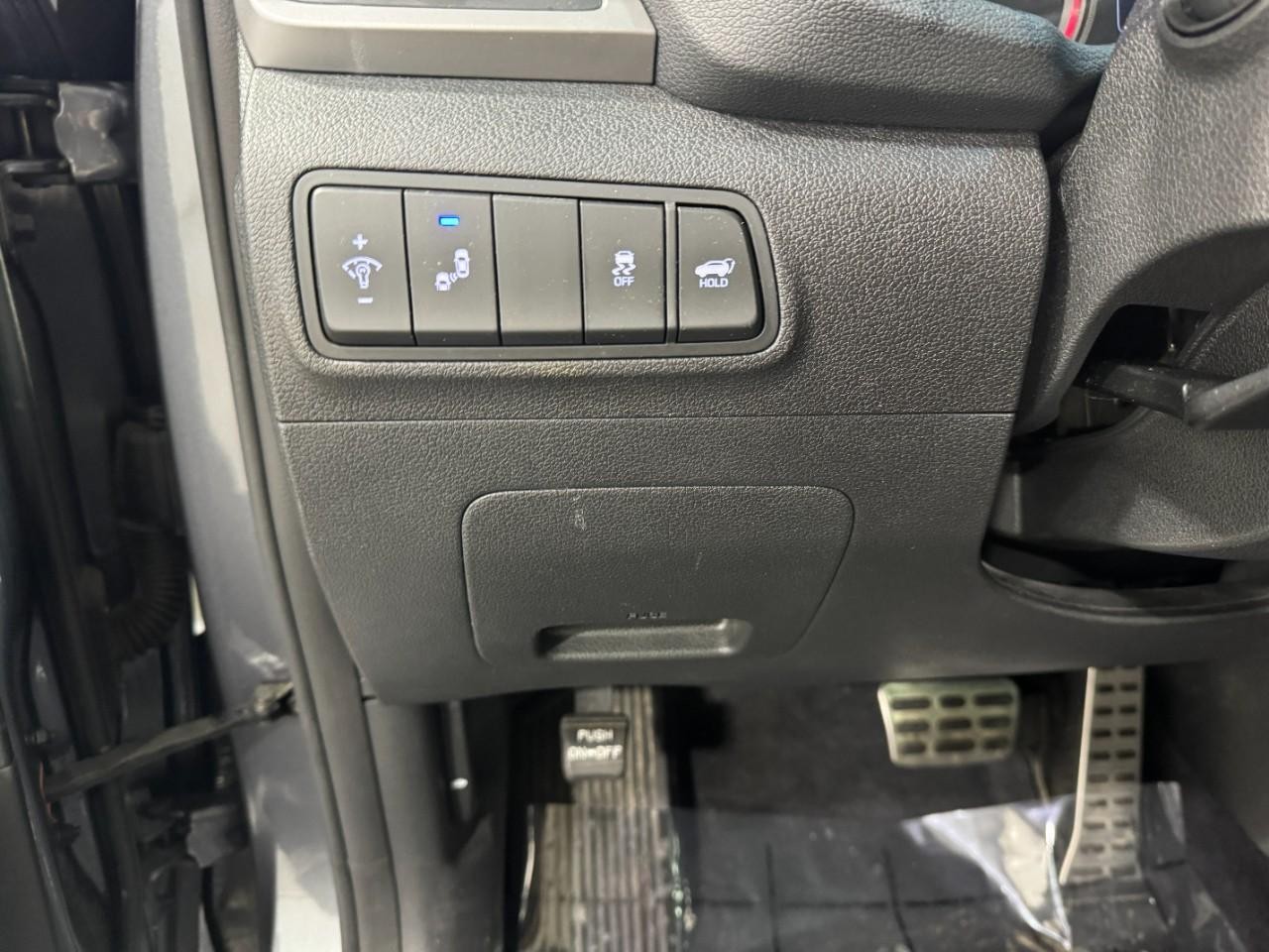 Hyundai Tucson Vehicle Full-screen Gallery Image 26