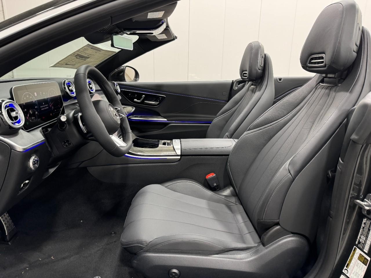 Mercedes-Benz CLE Vehicle Full-screen Gallery Image 26