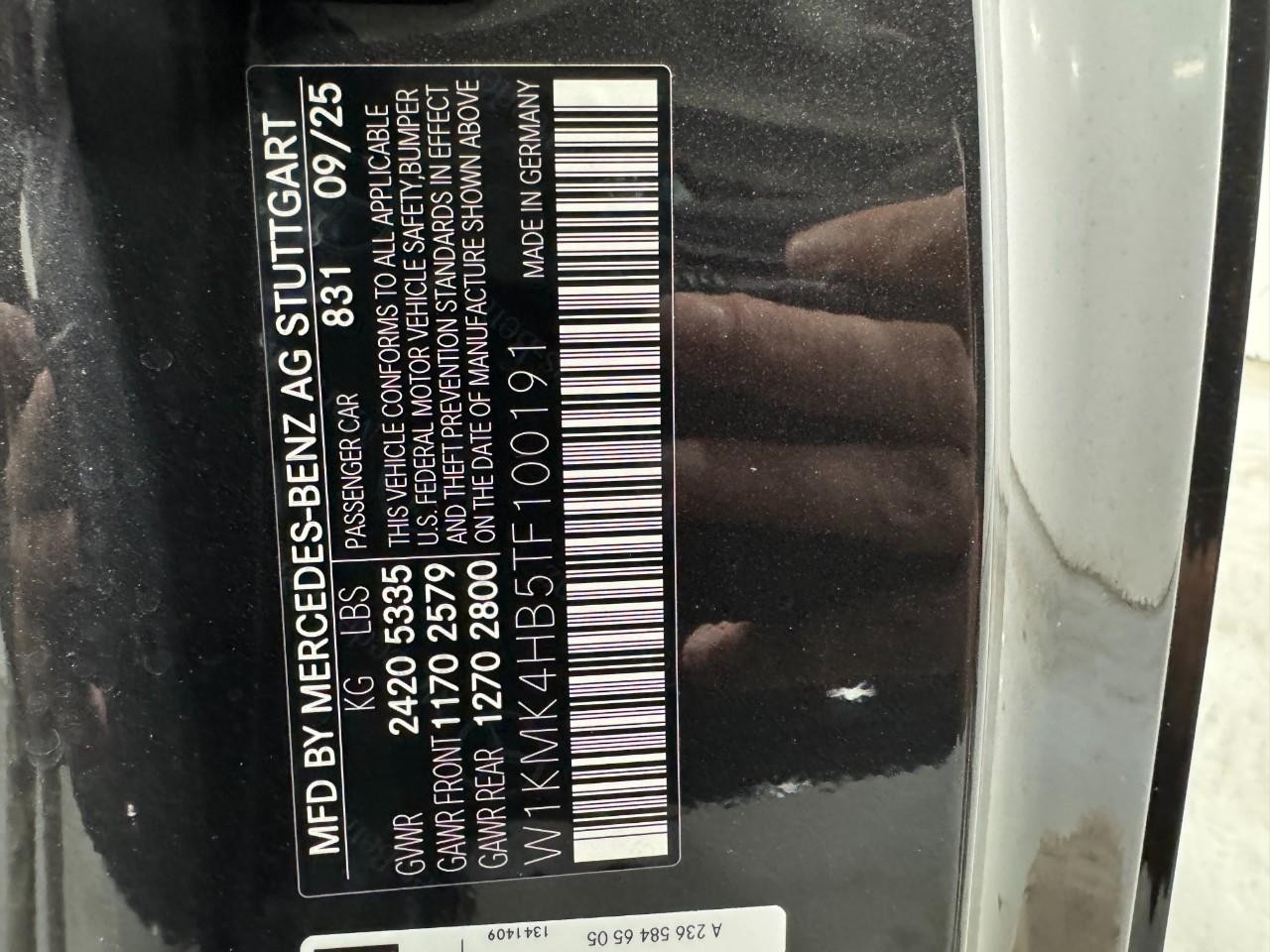 Mercedes-Benz CLE Vehicle Full-screen Gallery Image 35