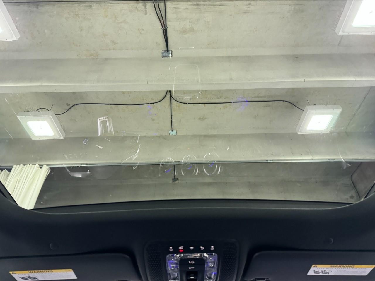 Mercedes-Benz CLA Vehicle Full-screen Gallery Image 11