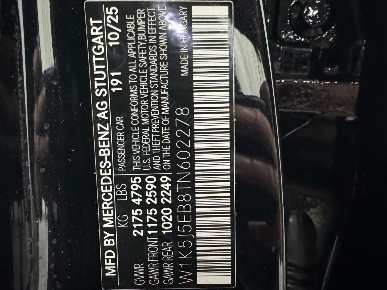 Mercedes-Benz CLA Vehicle Full-screen Gallery Image 36