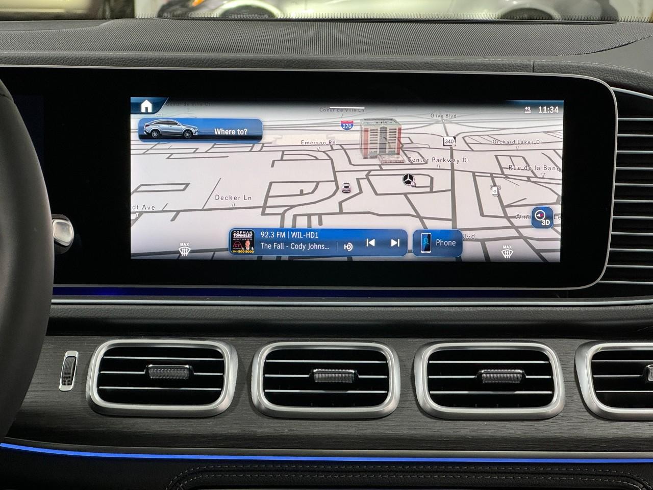 Mercedes-Benz GLE Vehicle Full-screen Gallery Image 14