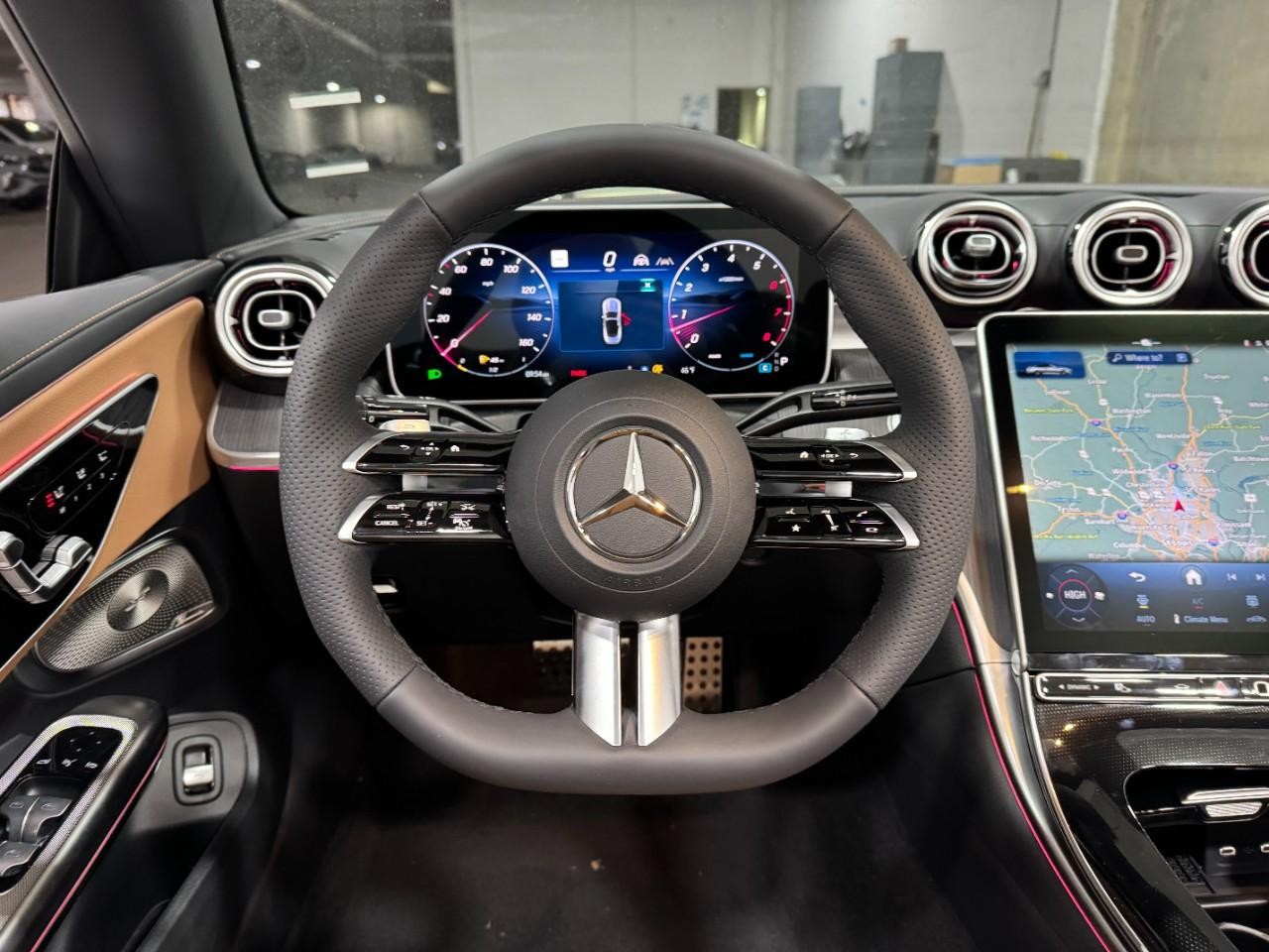 Mercedes-Benz CLE Vehicle Full-screen Gallery Image 12