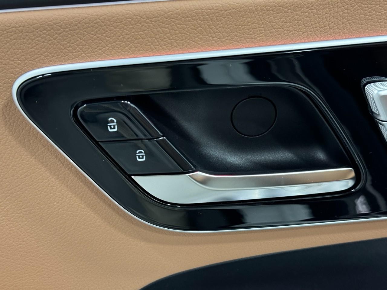 Mercedes-Benz CLE Vehicle Full-screen Gallery Image 22