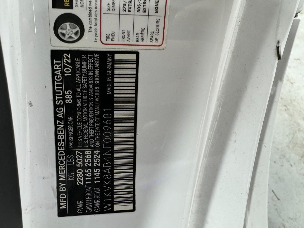 Mercedes-Benz SL Vehicle Full-screen Gallery Image 32