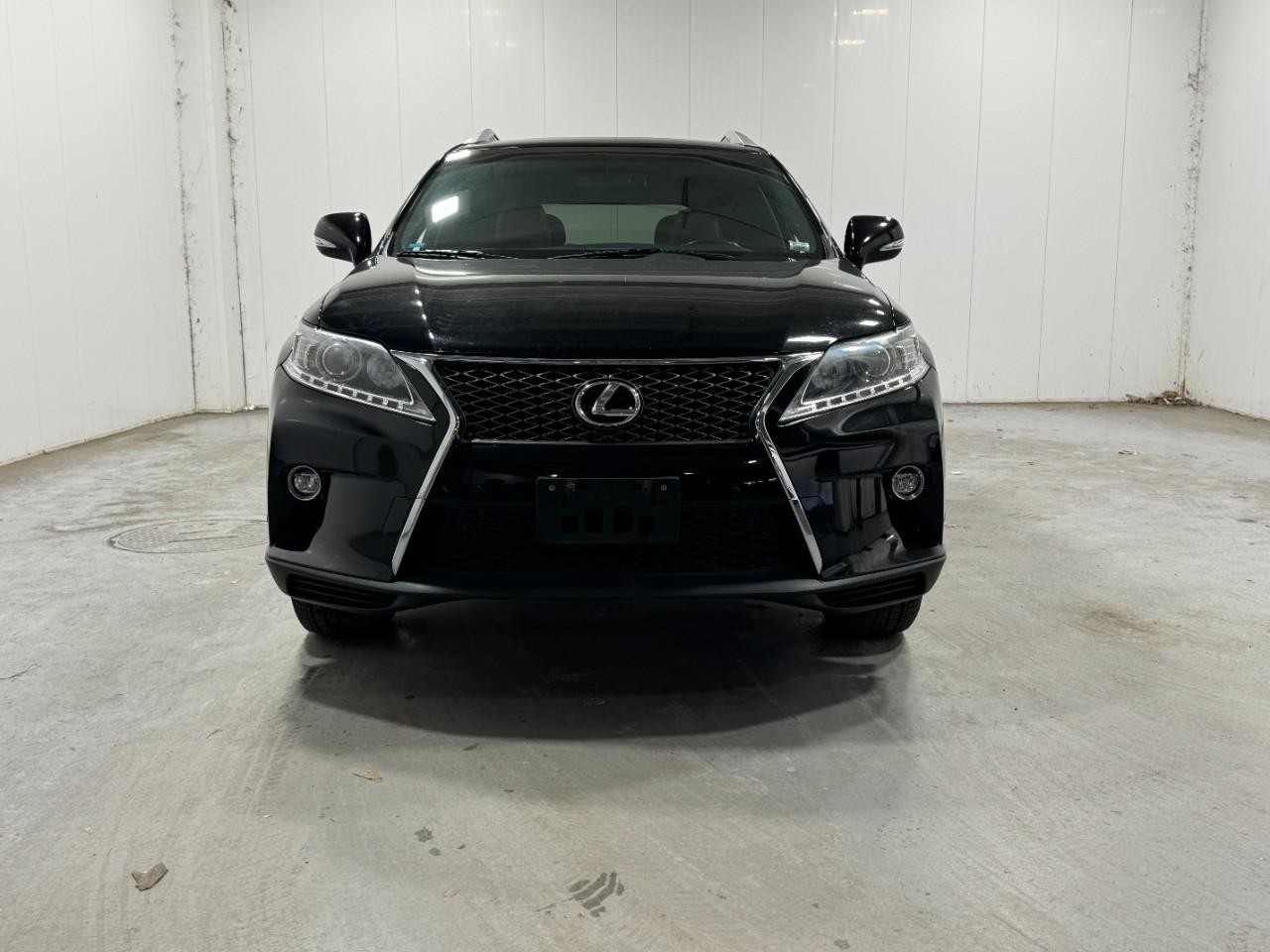 Lexus RX 350 Vehicle Full-screen Gallery Image 7