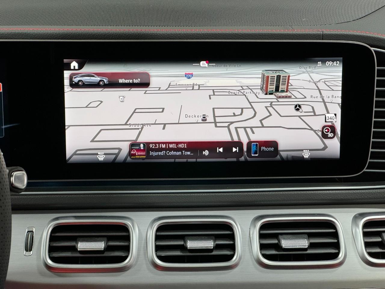 Mercedes-Benz GLE Vehicle Full-screen Gallery Image 14