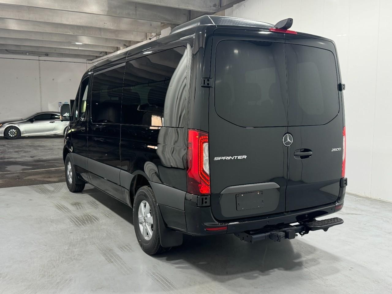 Mercedes-Benz Sprinter Passenger Van Vehicle Full-screen Gallery Image 3