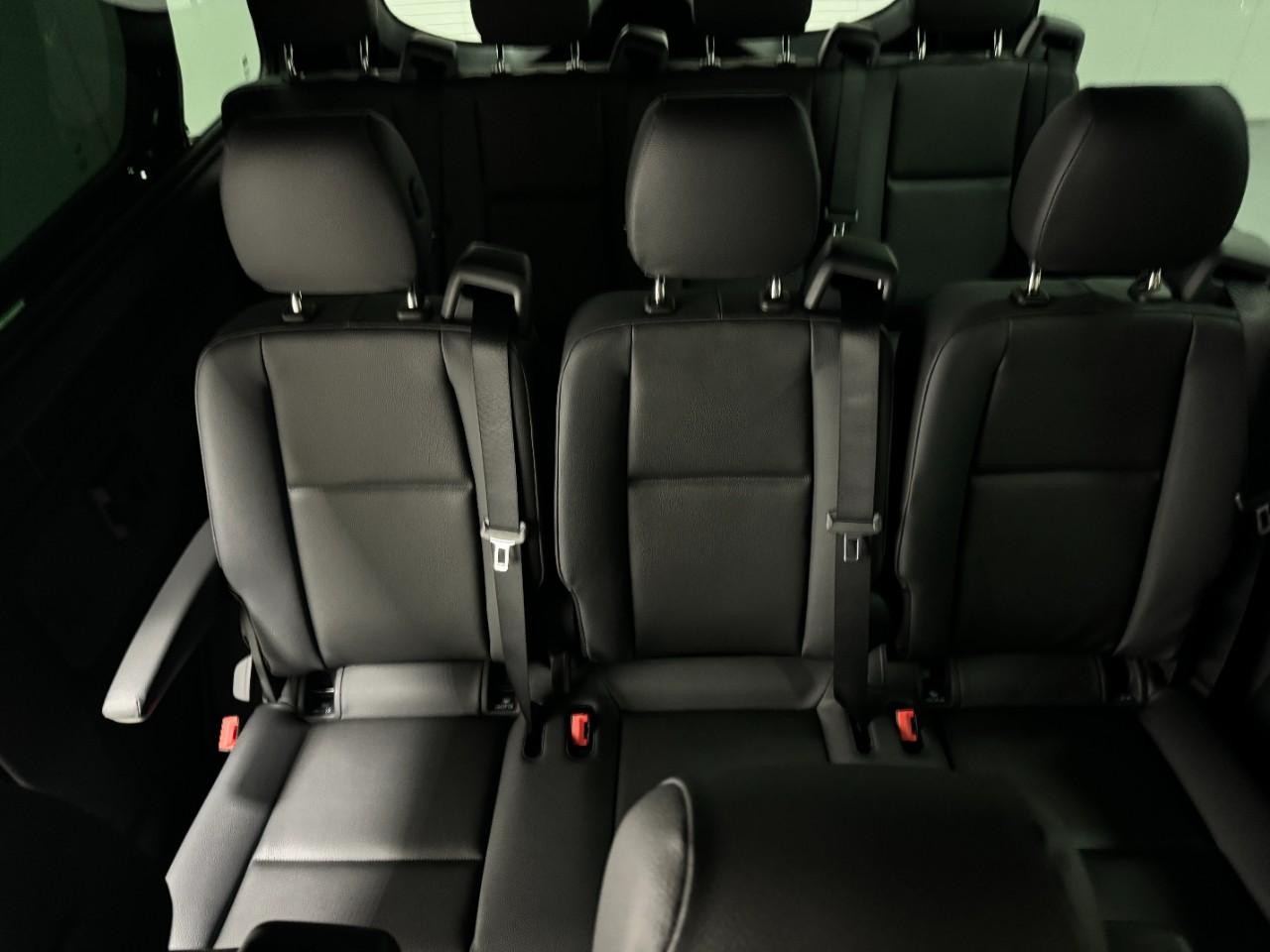 Mercedes-Benz Sprinter Passenger Van Vehicle Full-screen Gallery Image 12