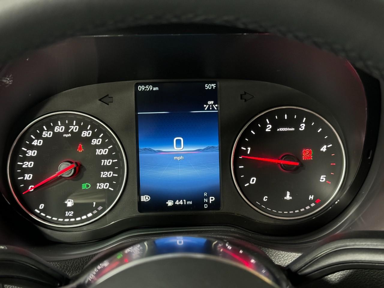 Mercedes-Benz Sprinter Passenger Van Vehicle Full-screen Gallery Image 32