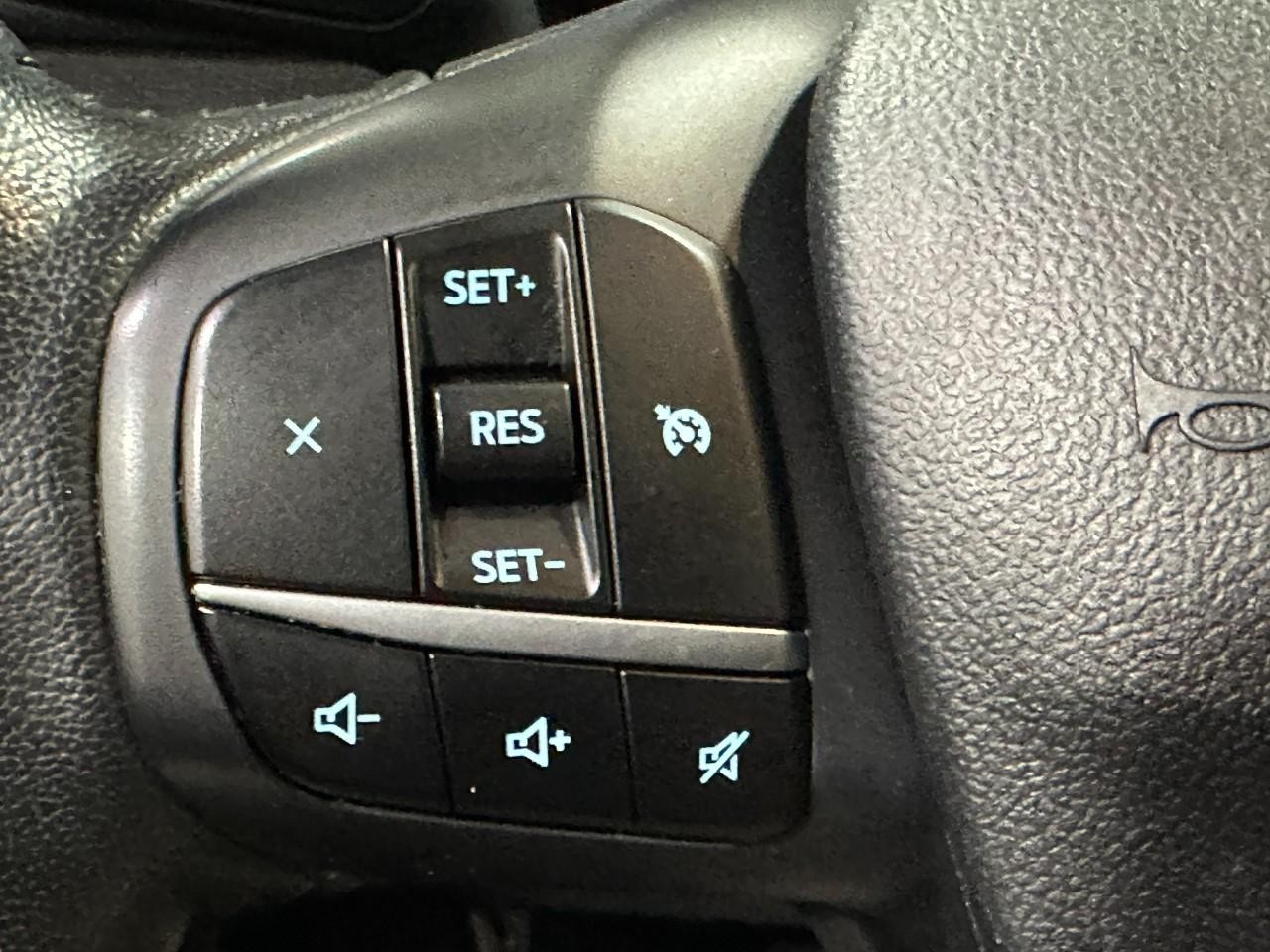 Ford Bronco Sport Vehicle Full-screen Gallery Image 25