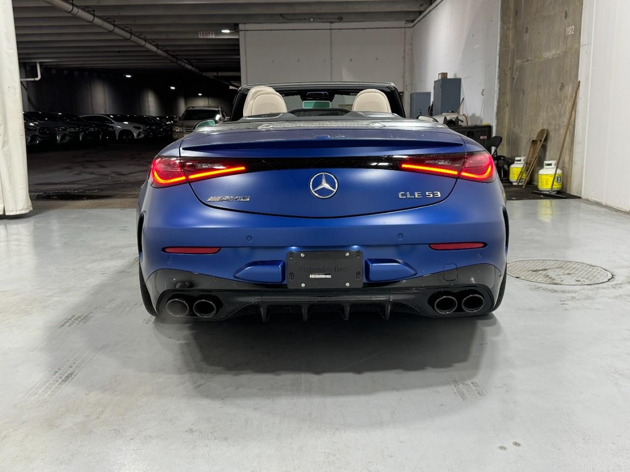 Mercedes-Benz CLE Vehicle Full-screen Gallery Image 9