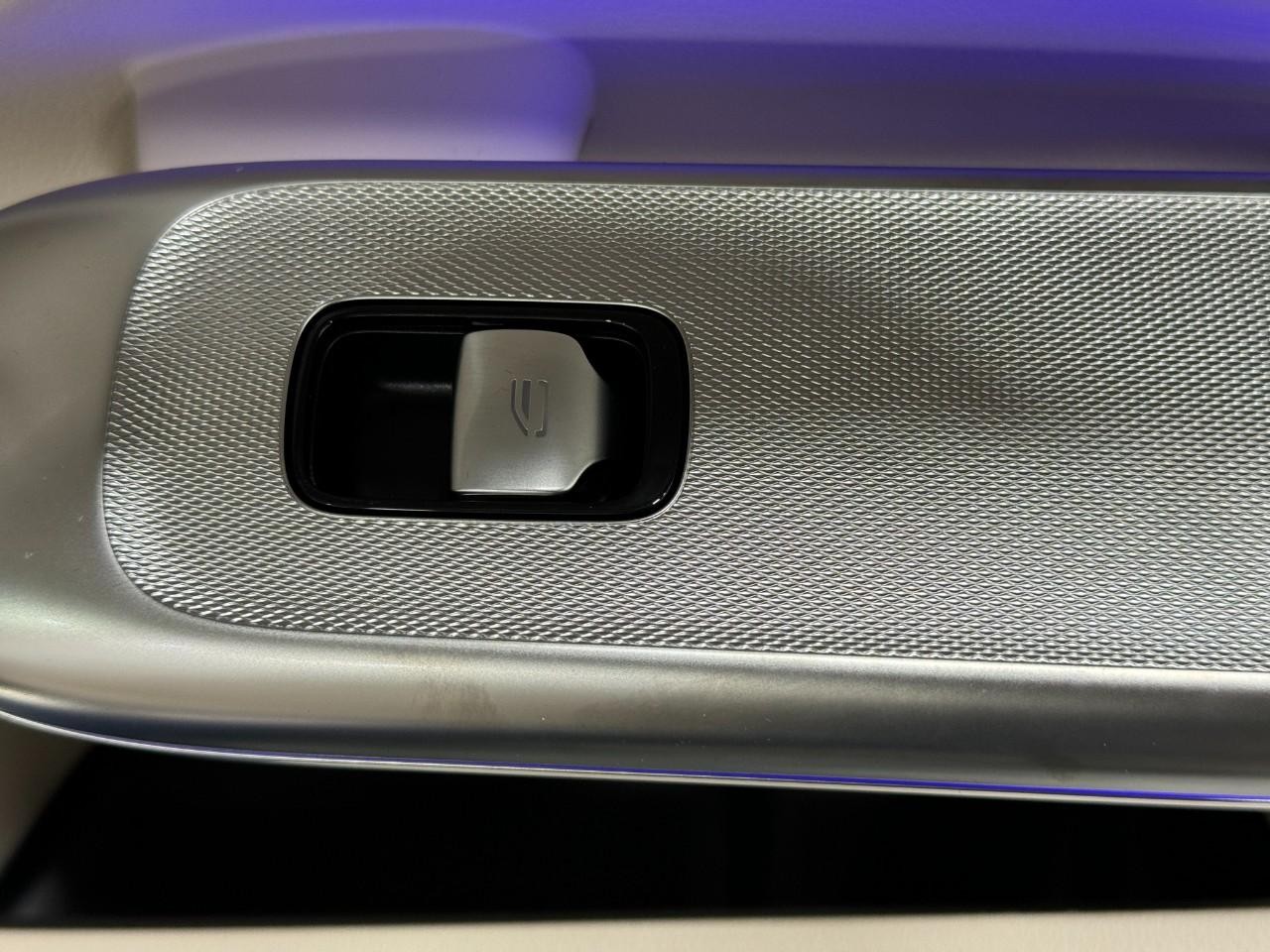 Mercedes-Benz CLE Vehicle Full-screen Gallery Image 20