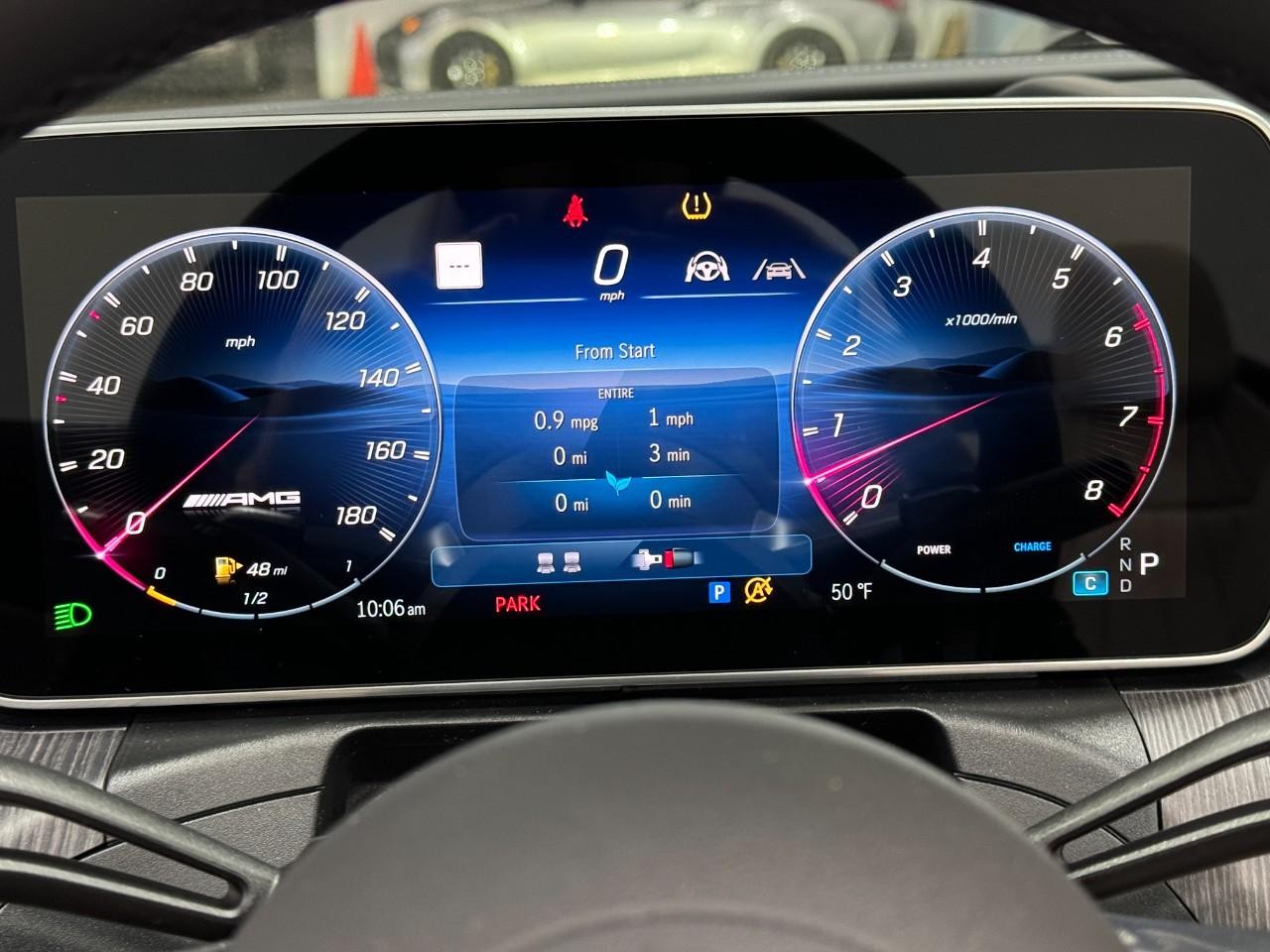 Mercedes-Benz CLE Vehicle Full-screen Gallery Image 32