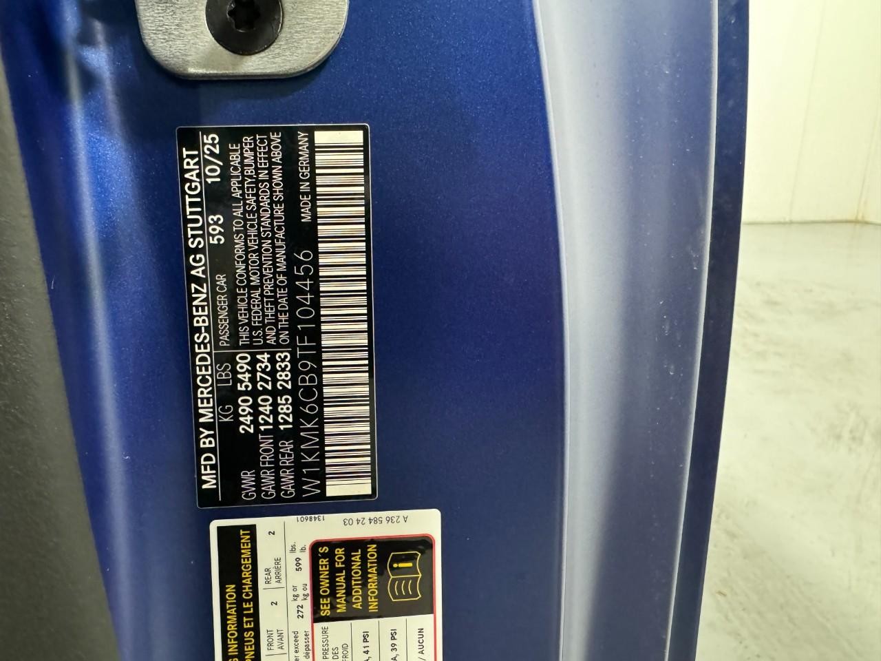 Mercedes-Benz CLE Vehicle Full-screen Gallery Image 35