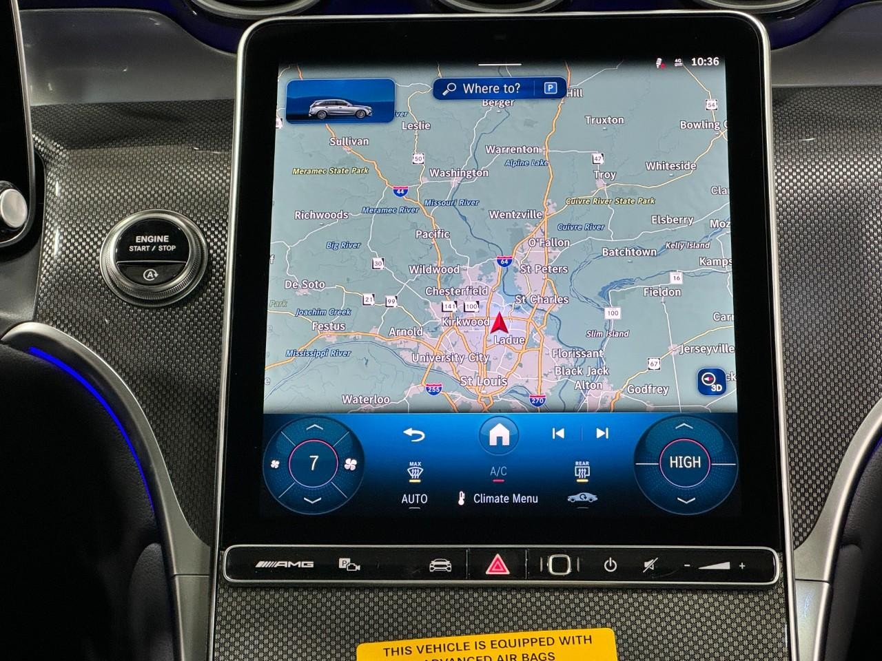 Mercedes-Benz GLC Vehicle Full-screen Gallery Image 14