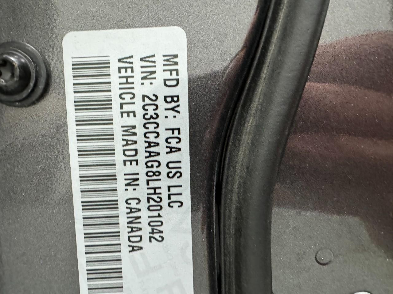 Chrysler 300 Vehicle Full-screen Gallery Image 30