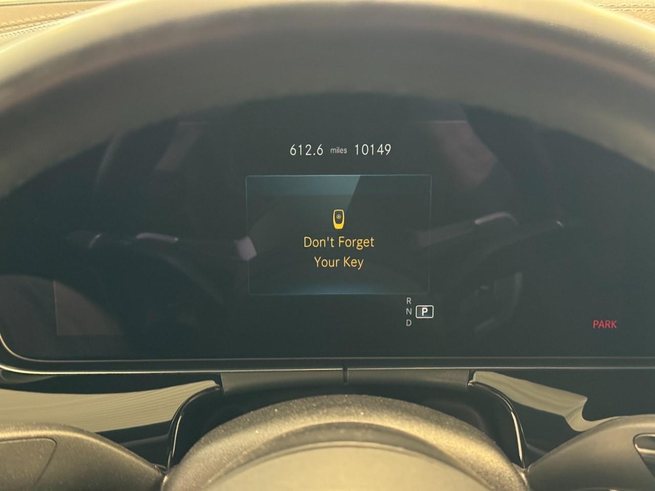 Mercedes-Benz AMG GT Vehicle Full-screen Gallery Image 35