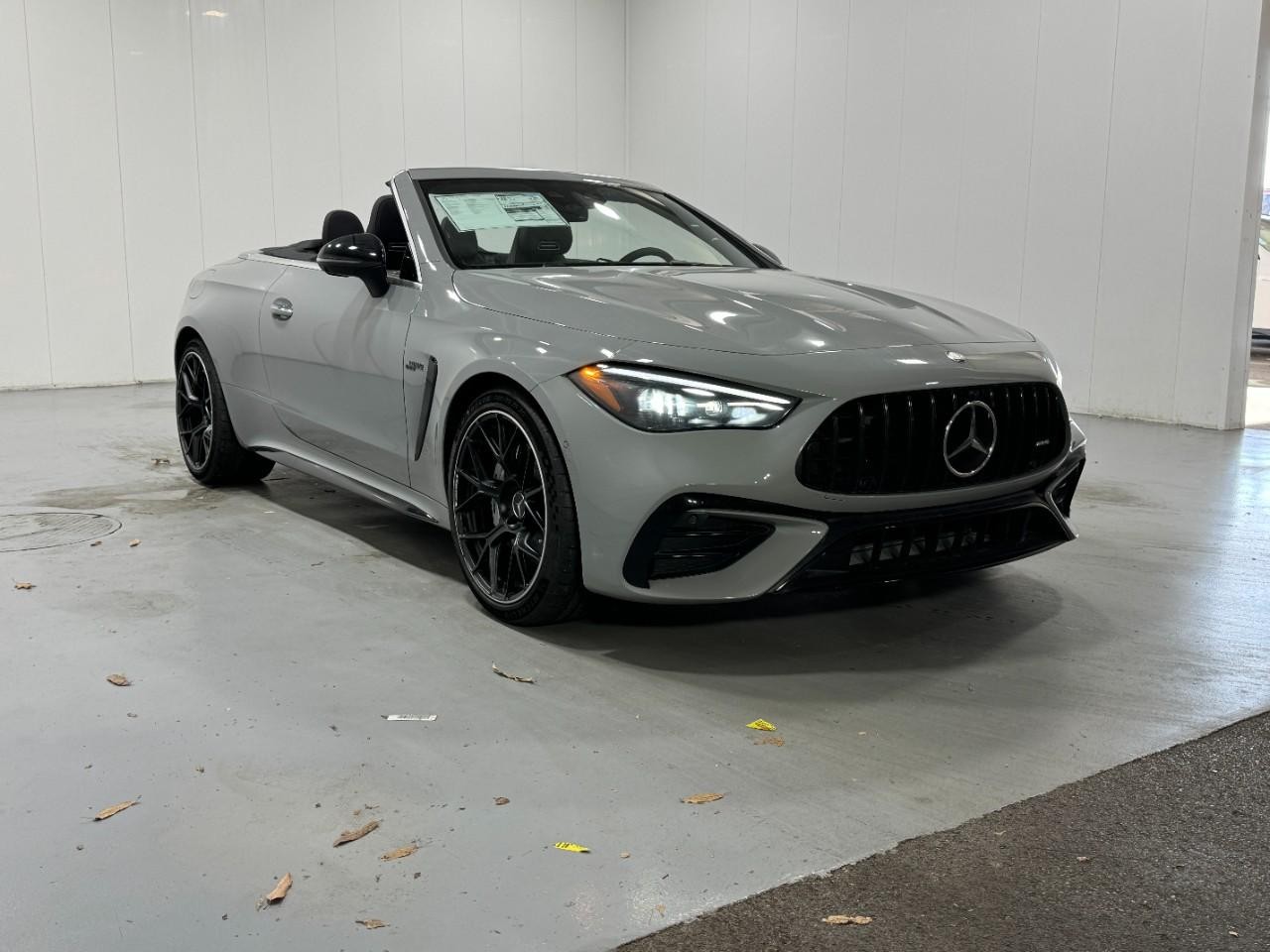 Mercedes-Benz CLE Vehicle Full-screen Gallery Image 6