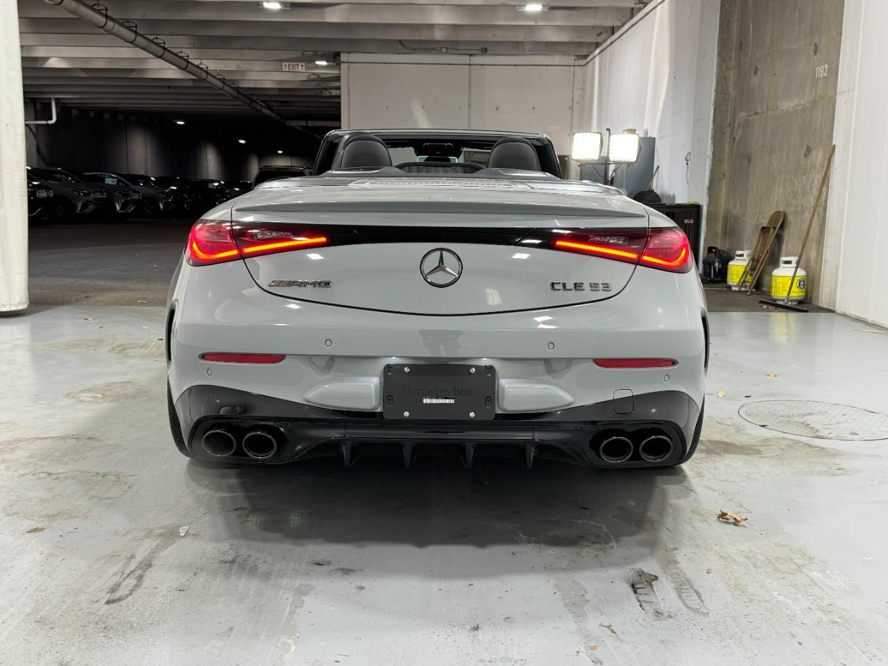 Mercedes-Benz CLE Vehicle Full-screen Gallery Image 9