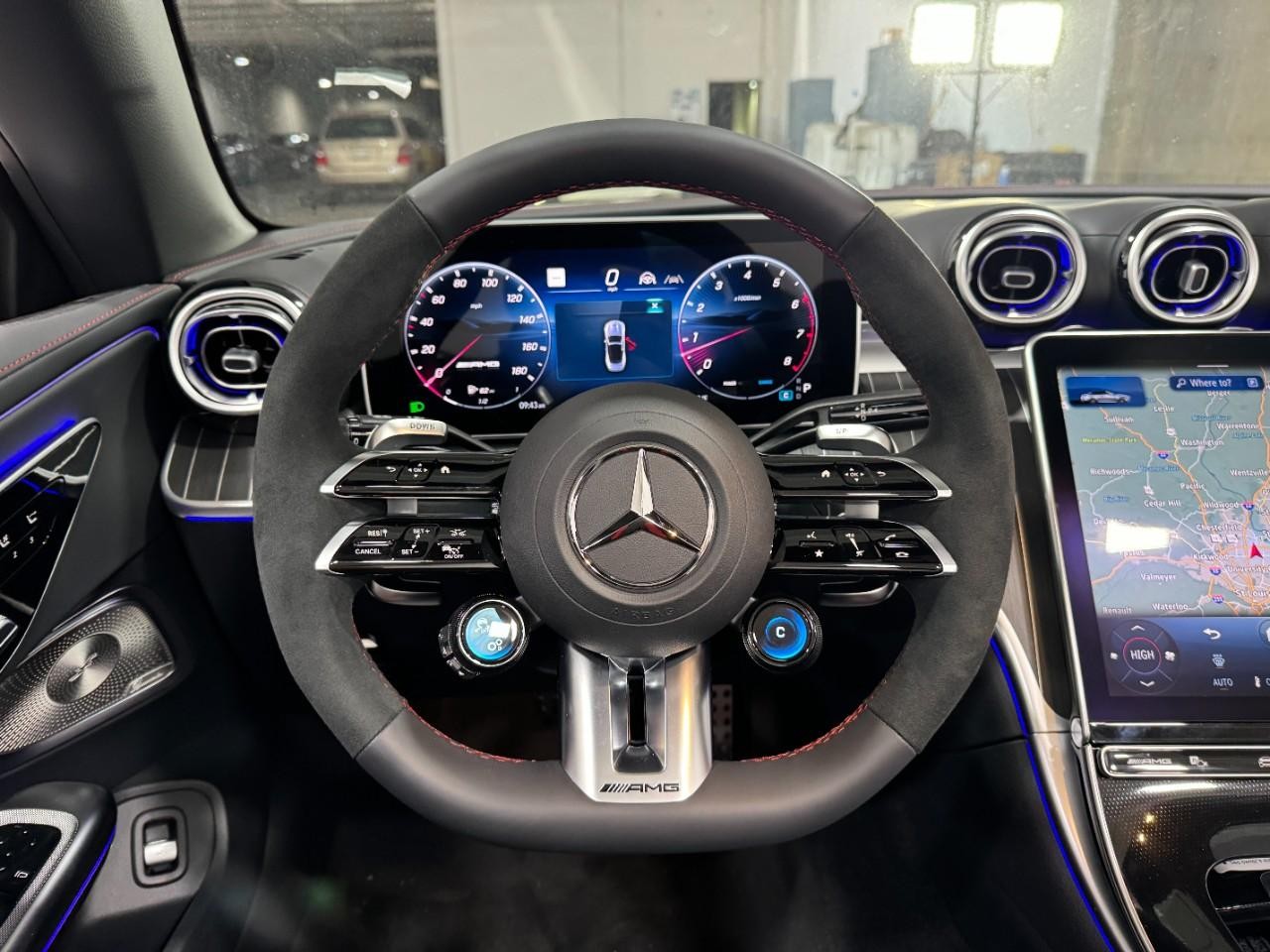 Mercedes-Benz CLE Vehicle Full-screen Gallery Image 12