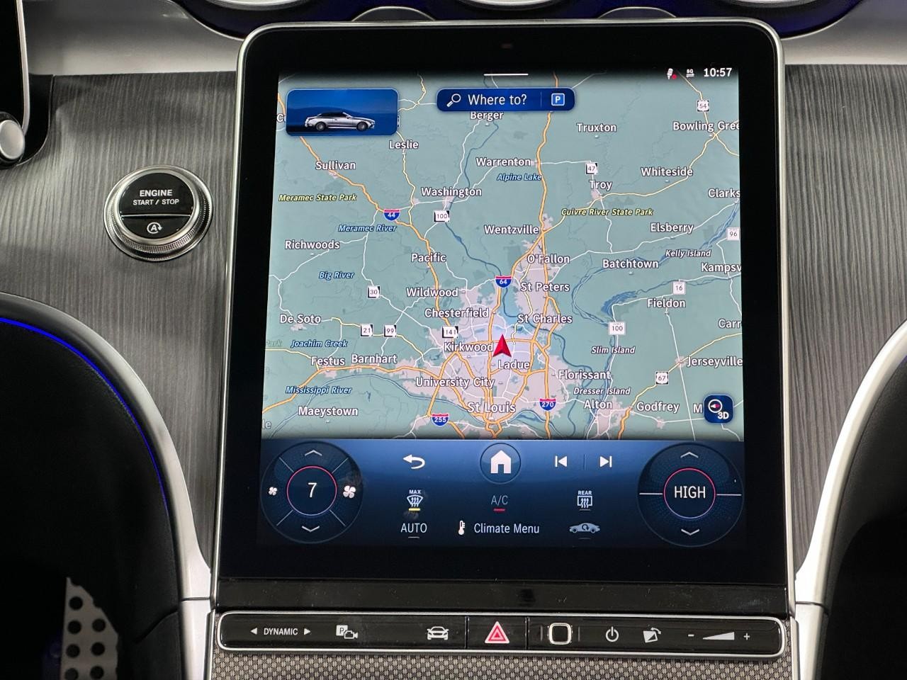 Mercedes-Benz CLE Vehicle Full-screen Gallery Image 13