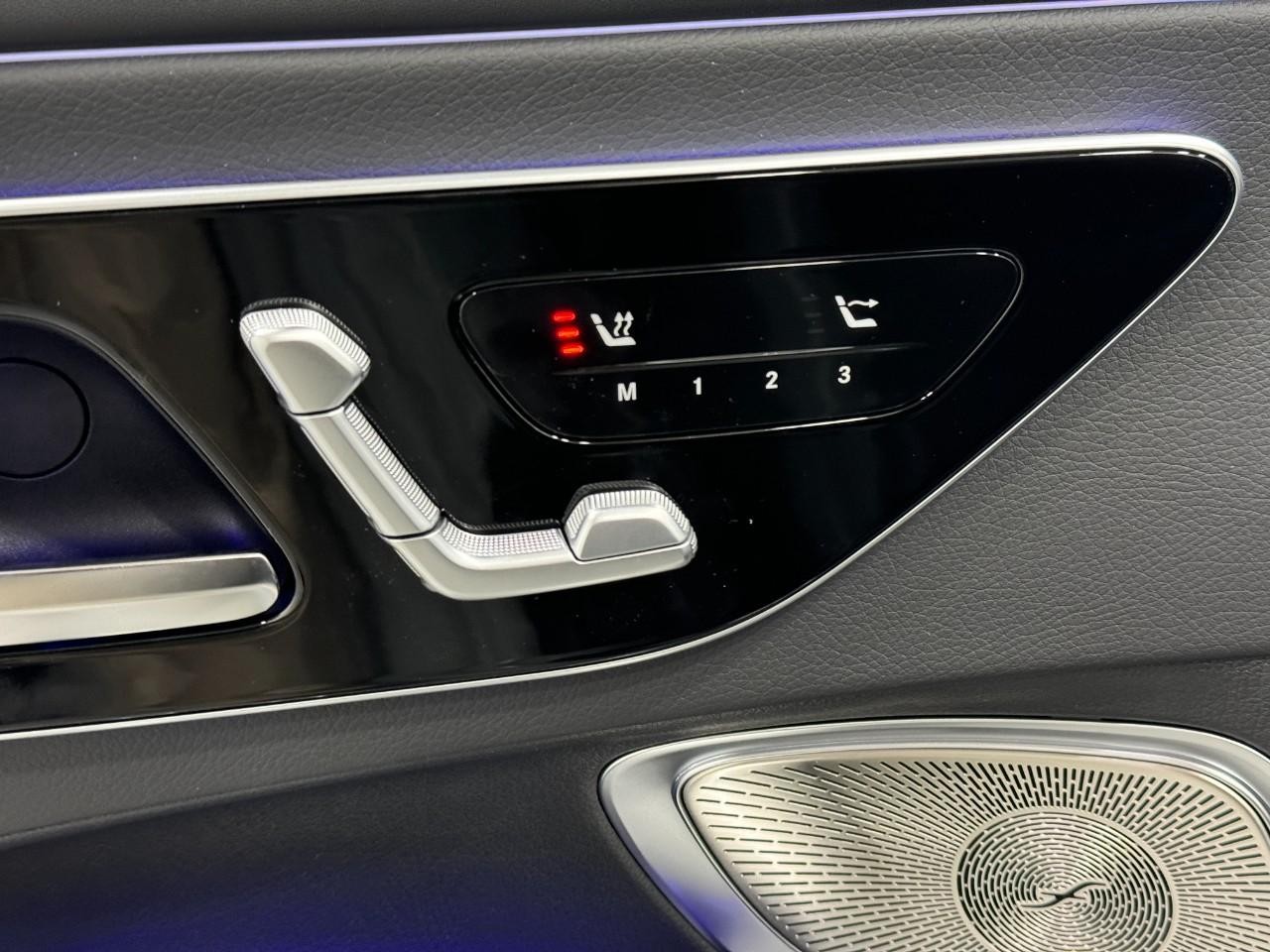 Mercedes-Benz CLE Vehicle Full-screen Gallery Image 21