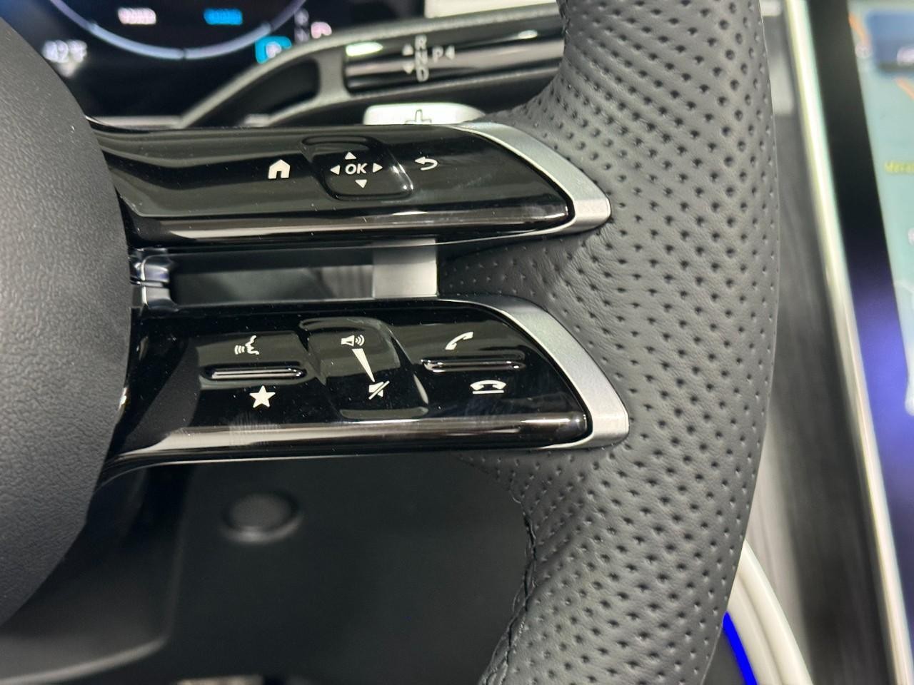 Mercedes-Benz CLE Vehicle Full-screen Gallery Image 31