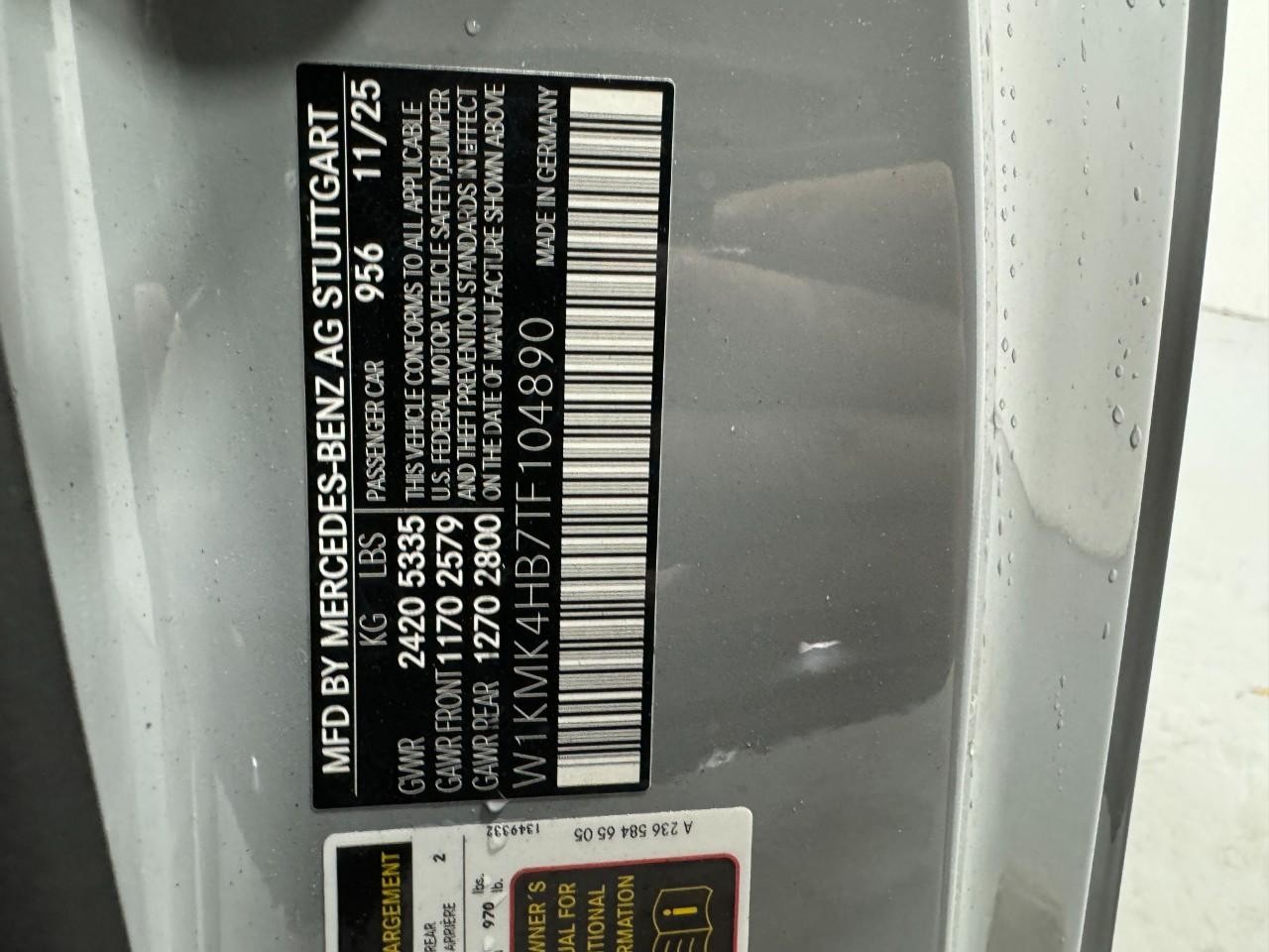 Mercedes-Benz CLE Vehicle Full-screen Gallery Image 35