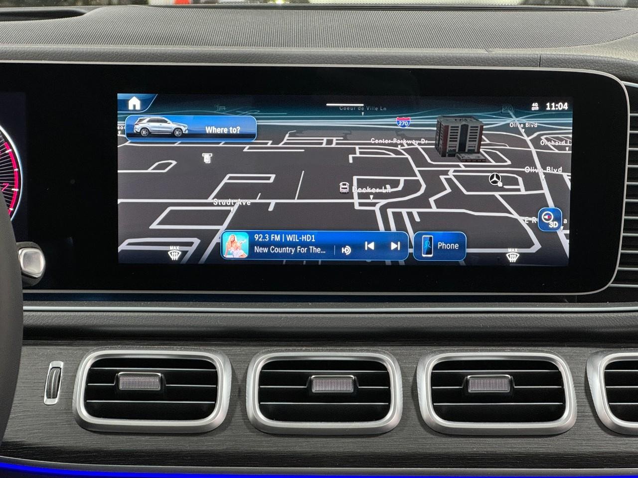 Mercedes-Benz GLE Vehicle Full-screen Gallery Image 14