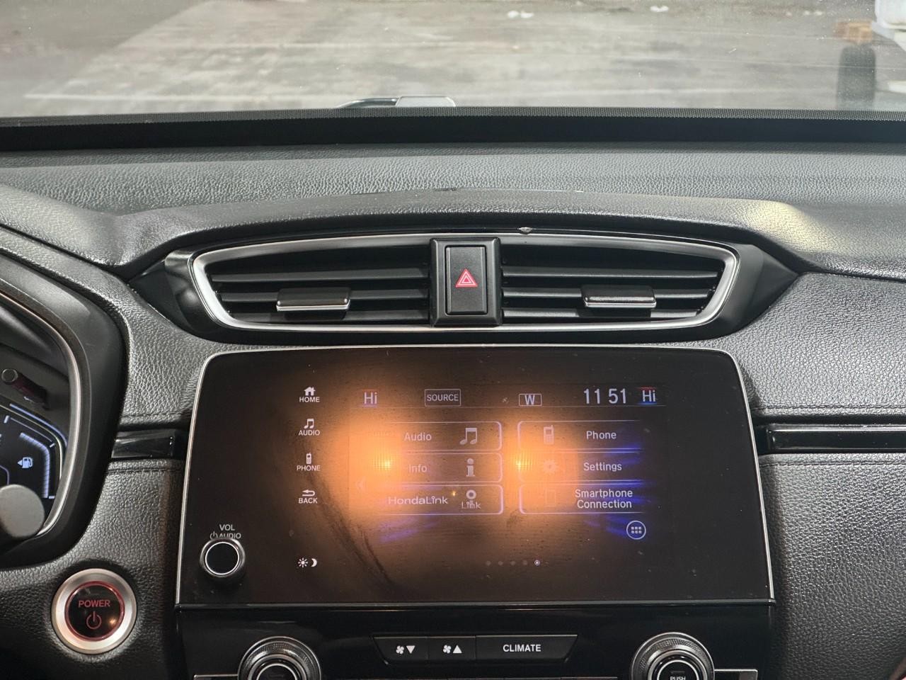 Honda CR-V Hybrid Vehicle Full-screen Gallery Image 14