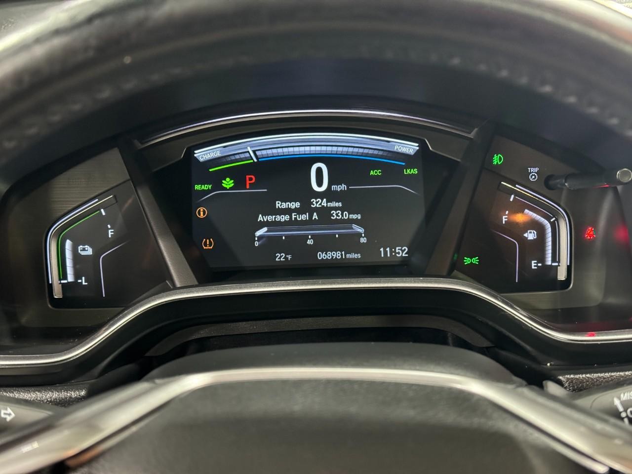 Honda CR-V Hybrid Vehicle Full-screen Gallery Image 32