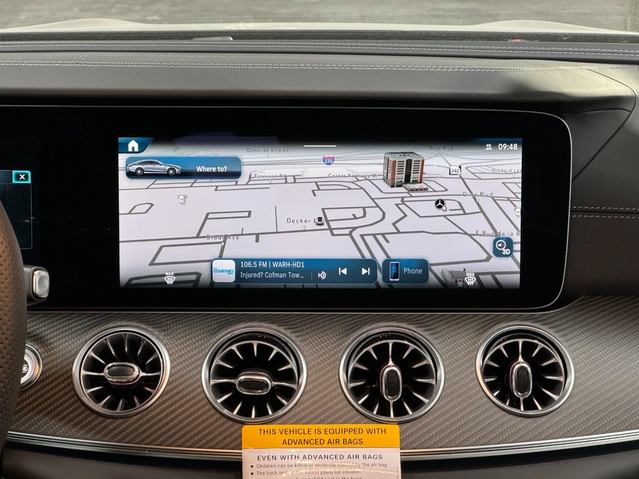 Mercedes-Benz AMG GT Vehicle Full-screen Gallery Image 15