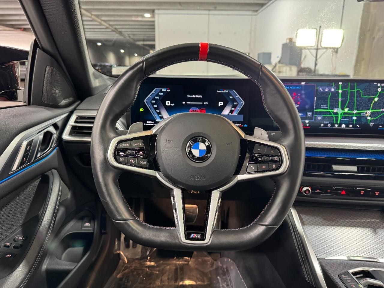 BMW 4 Series Vehicle Full-screen Gallery Image 13