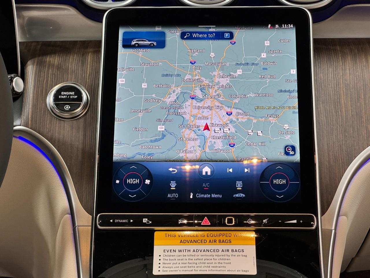 Mercedes-Benz GLC Vehicle Full-screen Gallery Image 14