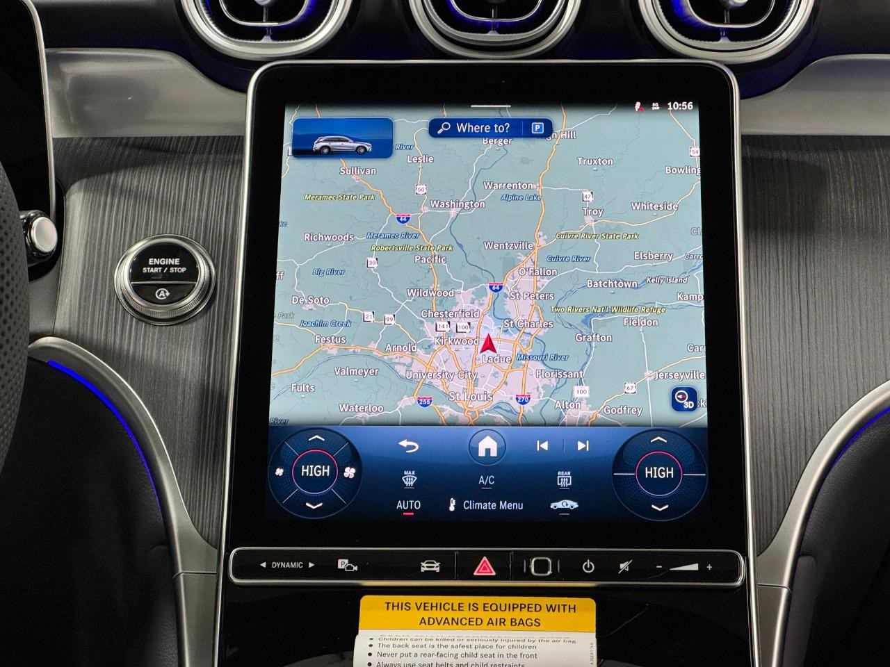 Mercedes-Benz GLC Vehicle Full-screen Gallery Image 14