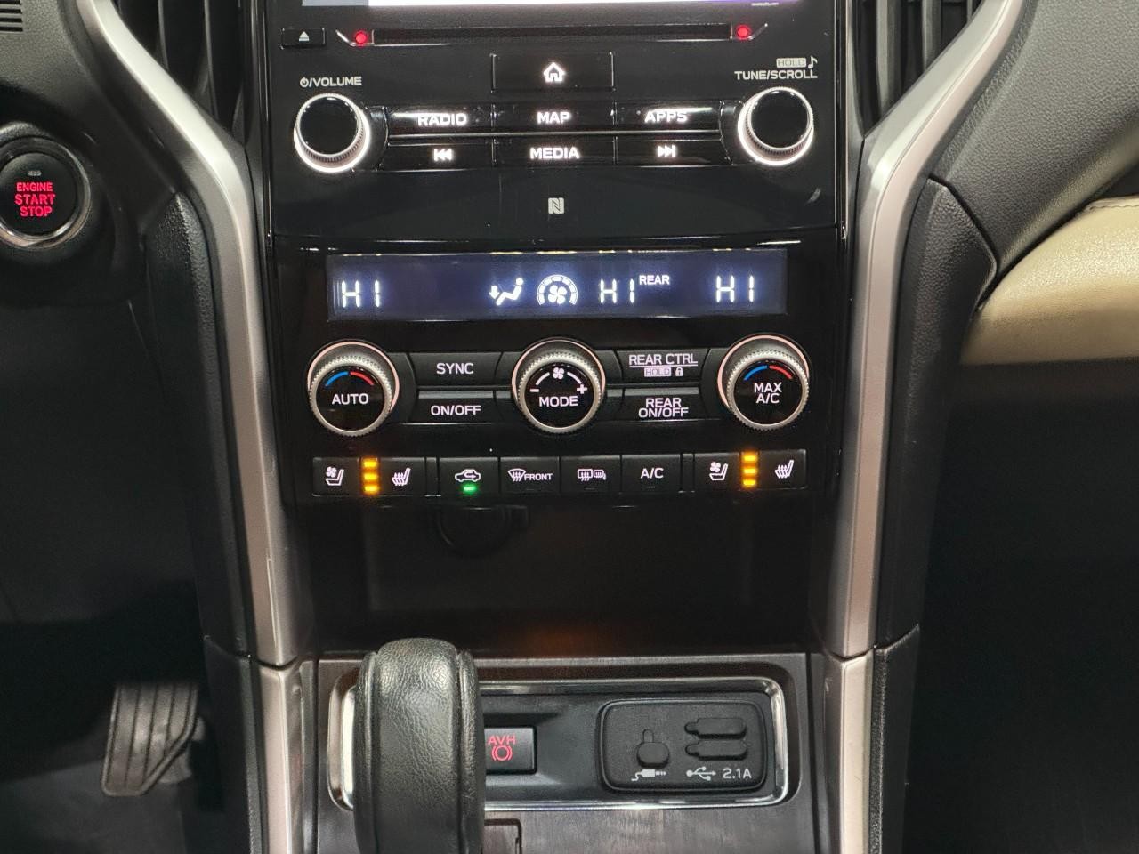 Subaru Ascent Vehicle Full-screen Gallery Image 16