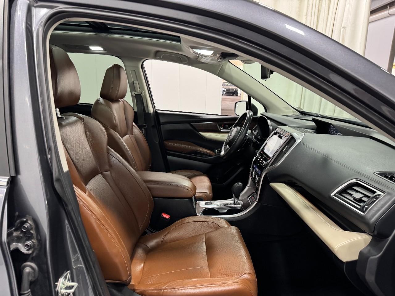 Subaru Ascent Vehicle Full-screen Gallery Image 19