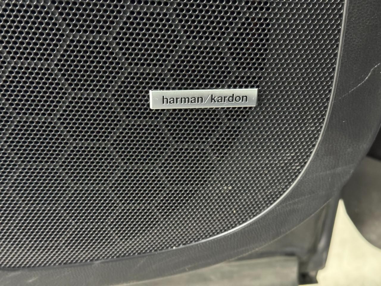 Subaru Ascent Vehicle Full-screen Gallery Image 27