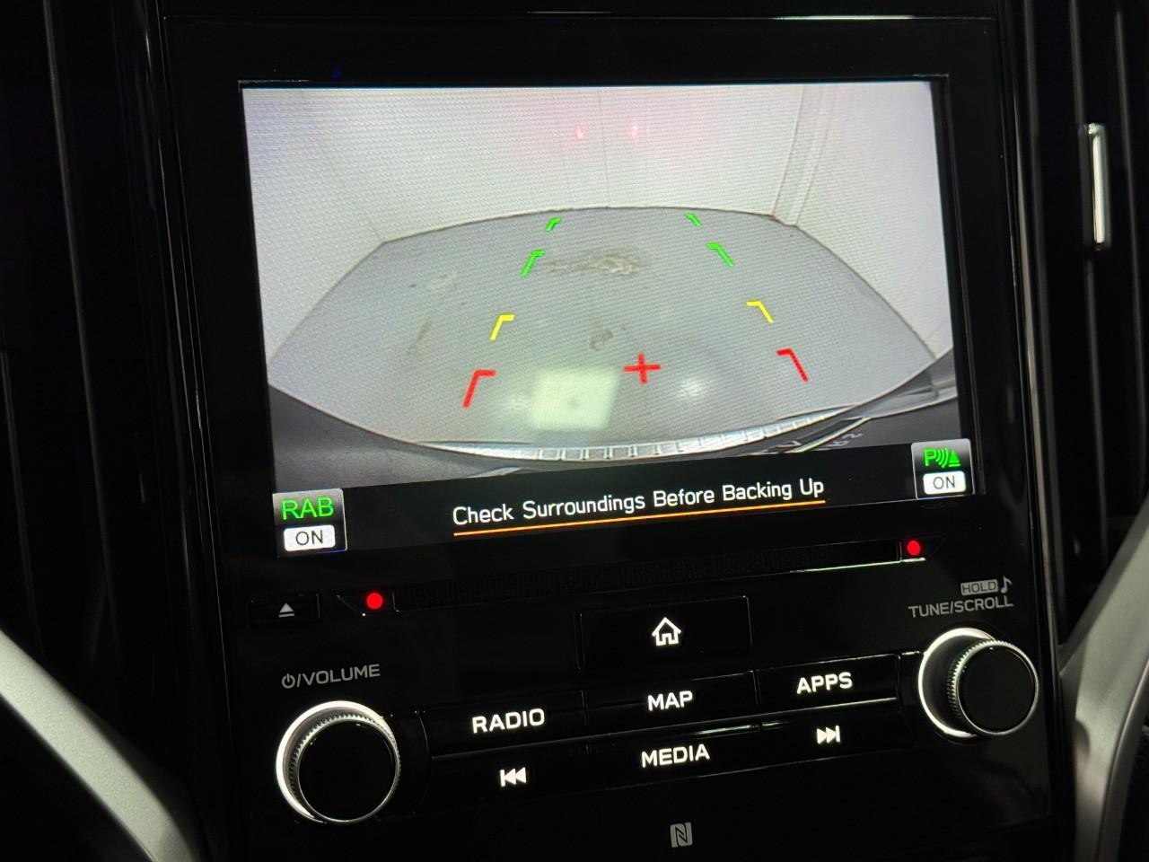 Subaru Ascent Vehicle Full-screen Gallery Image 35