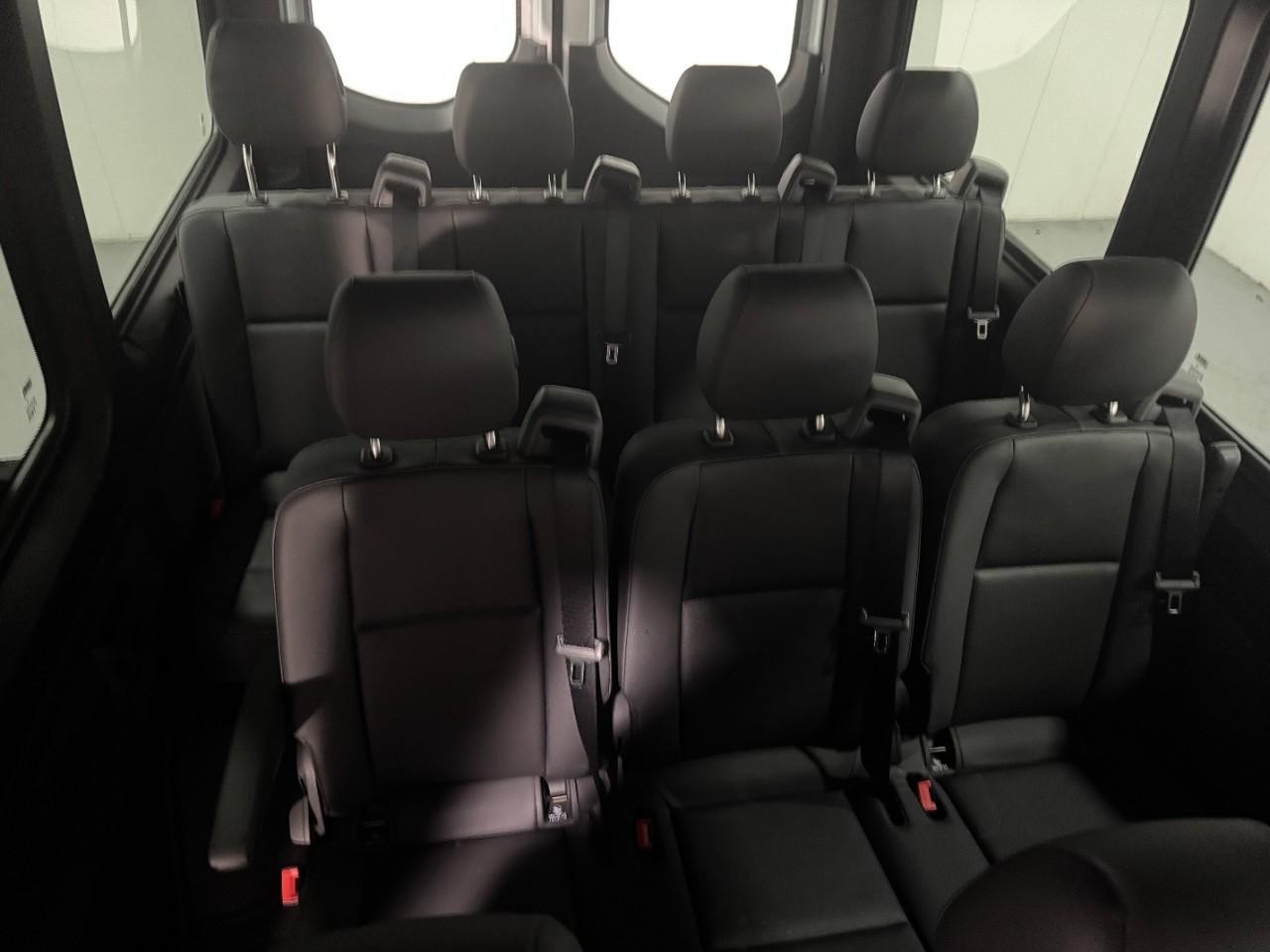 Mercedes-Benz Sprinter Passenger Van Vehicle Full-screen Gallery Image 11