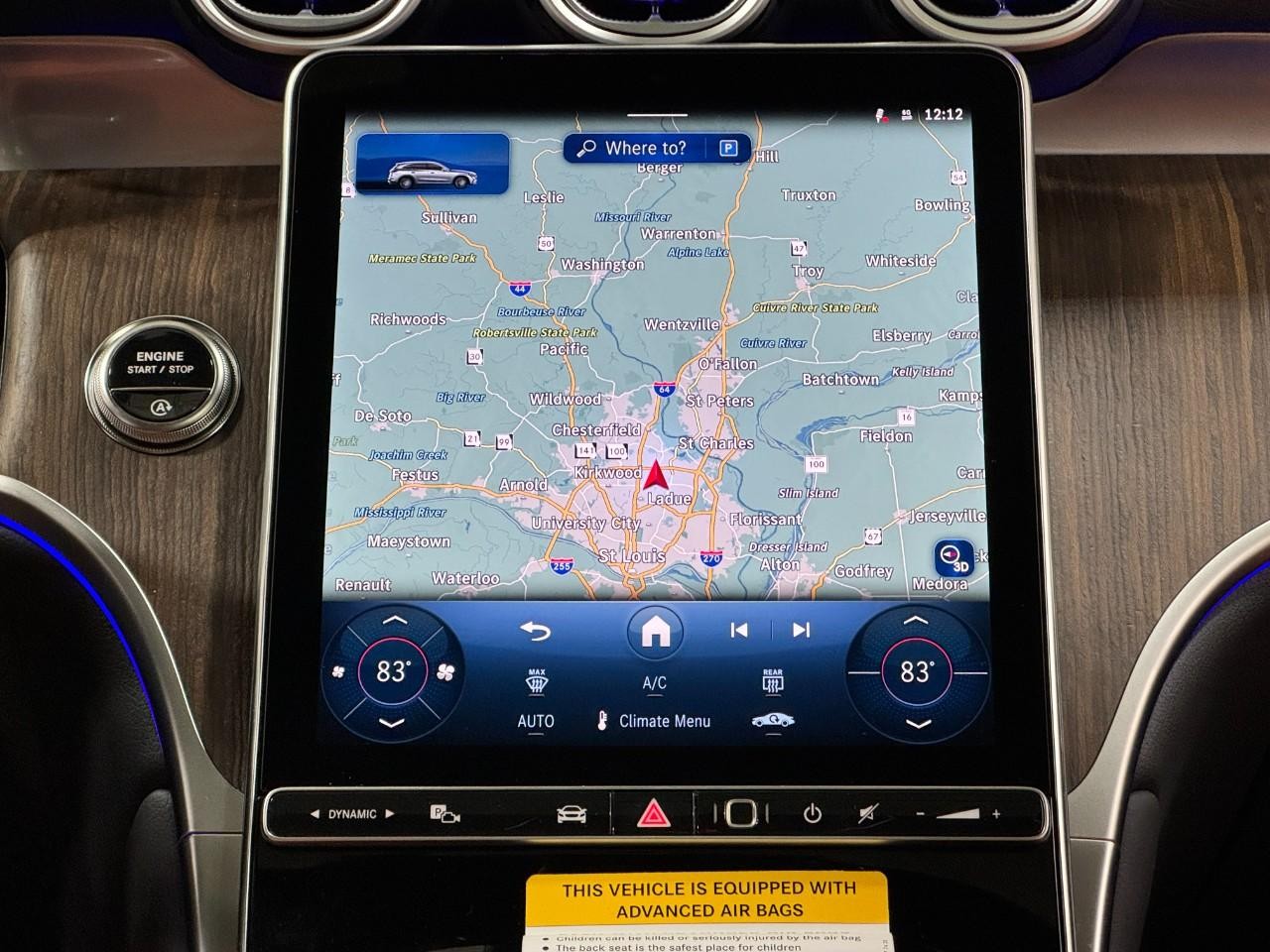 Mercedes-Benz GLC Vehicle Full-screen Gallery Image 14