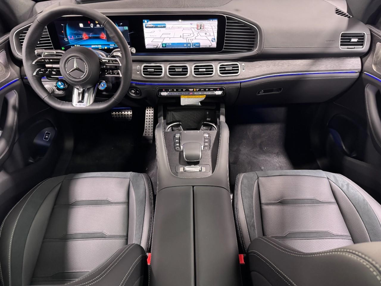 Mercedes-Benz GLE Vehicle Full-screen Gallery Image 13