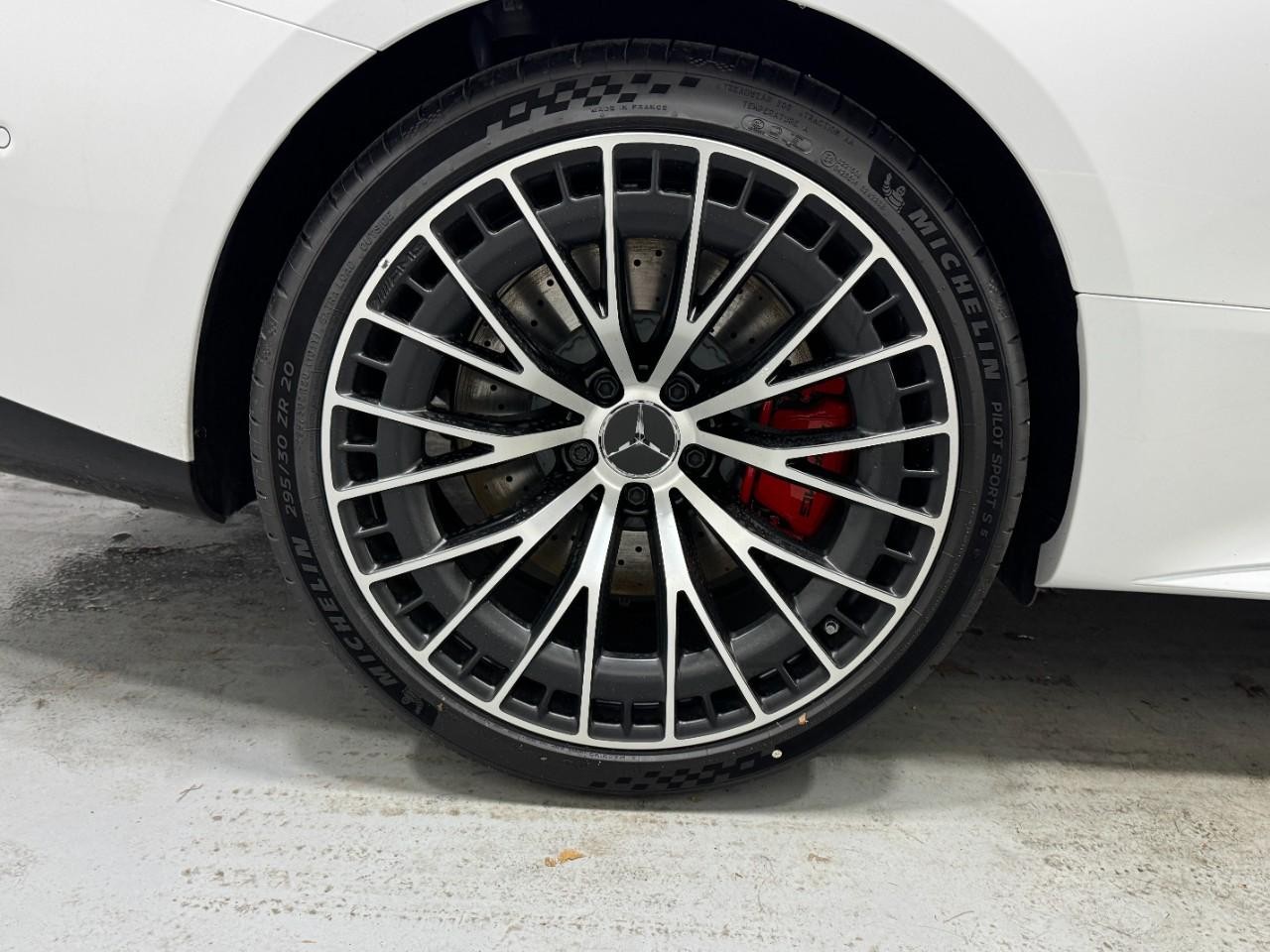 Mercedes-Benz CLE Vehicle Full-screen Gallery Image 5